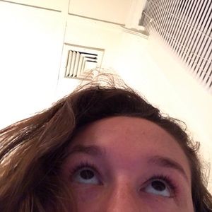 Meet your Posher, Madeline